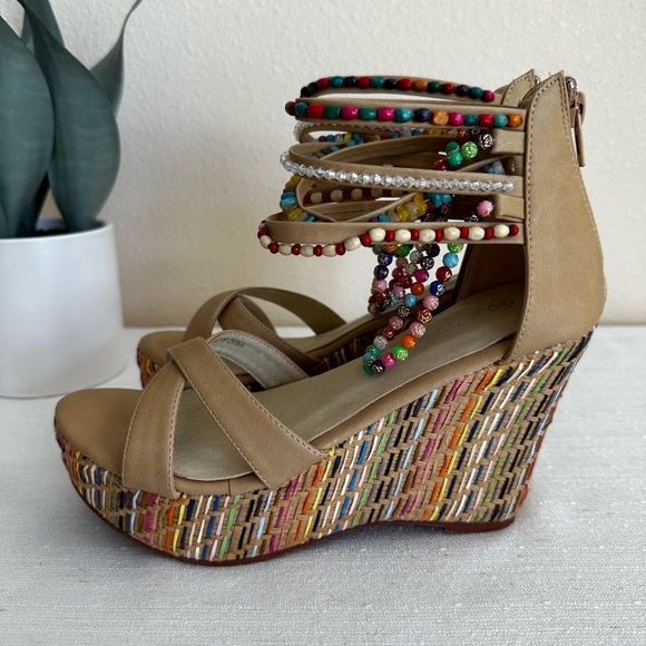 New Getmorebeauty Rainbow Beaded Braided wedge Sandals Woman’s EU36 US5 - Picture 3 of 12